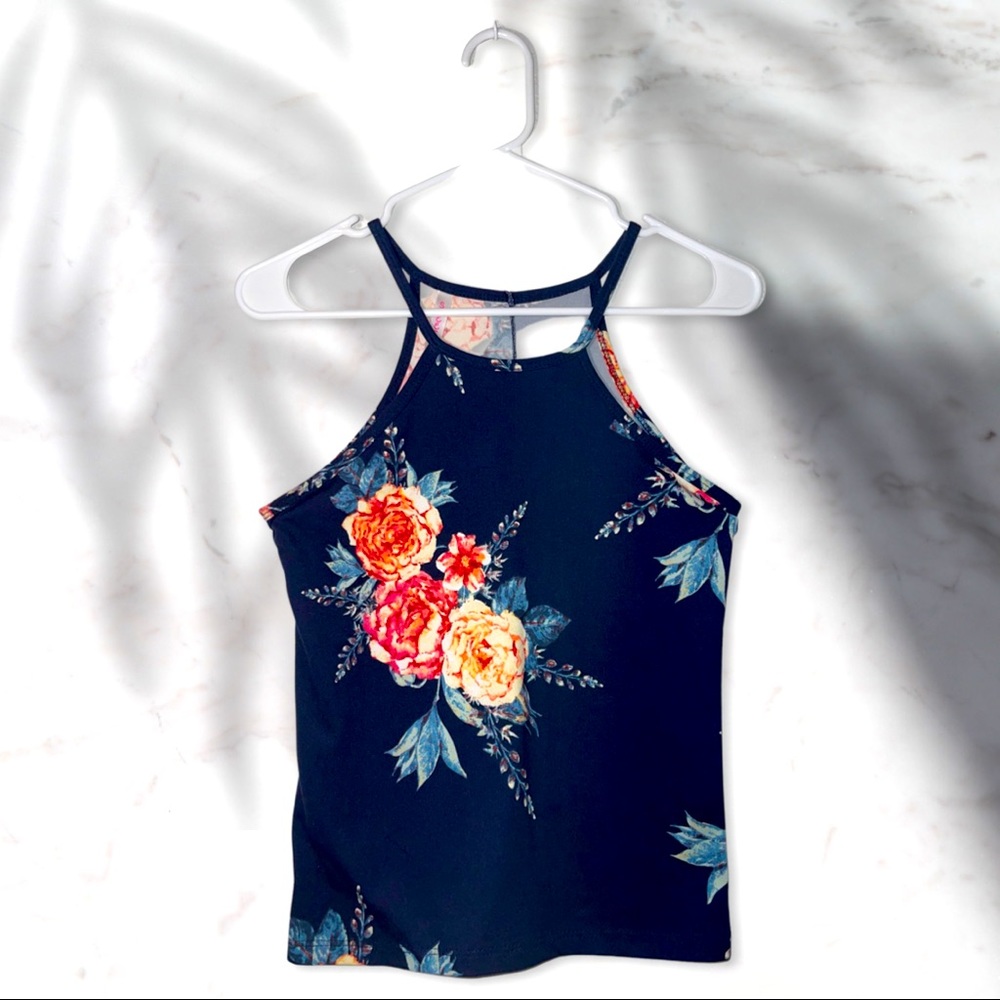 FashionNova Women’s Tank Top